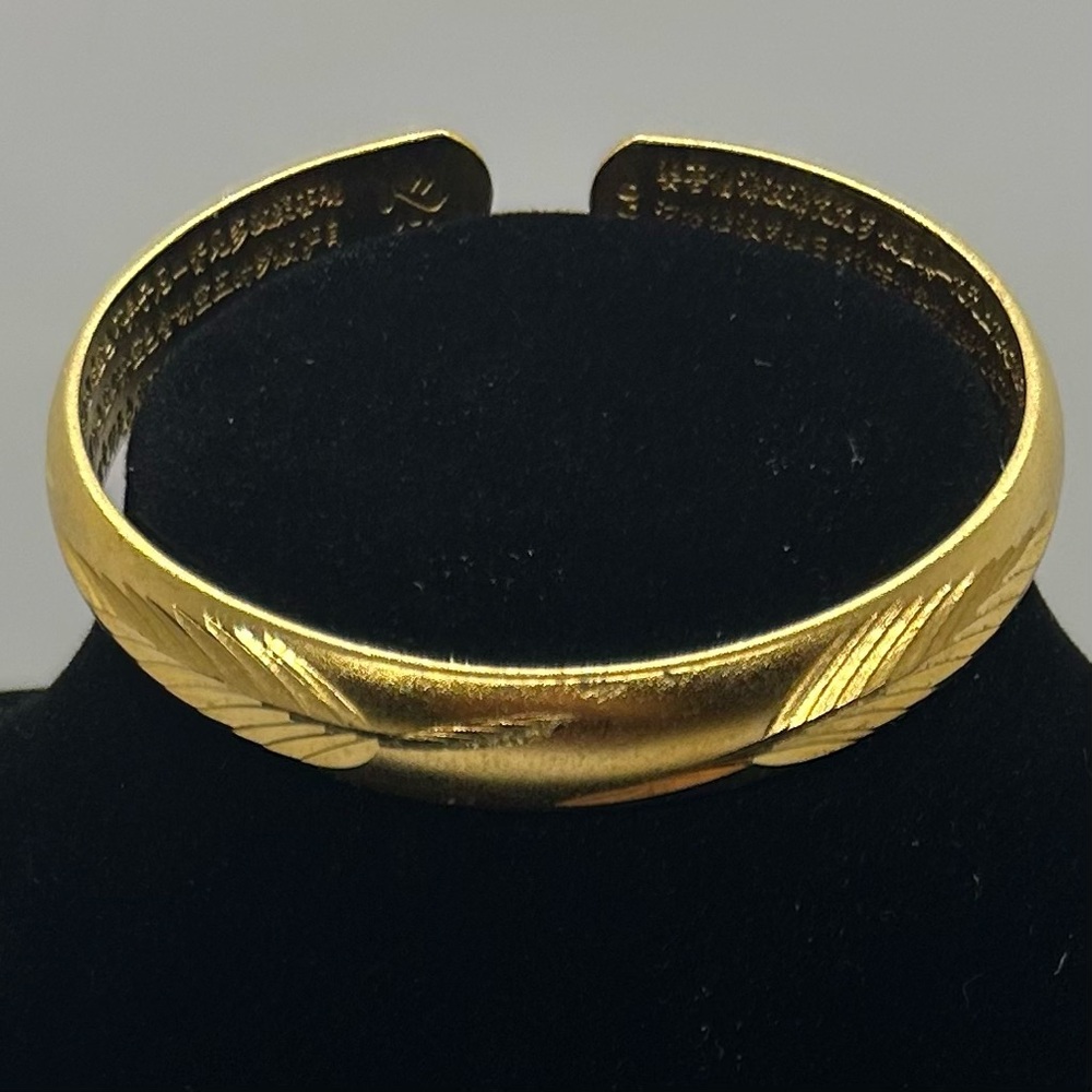 Gold Tone Open Cuff Bracelet Feather Engraved Pattern Fashion Jewelry - New